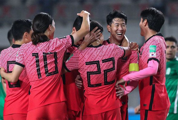 ChỠbất ngỠtừ các đội châu à tại World Cup