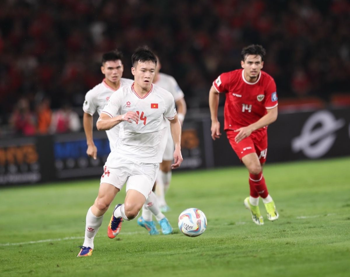 Gần cạn niềm tin