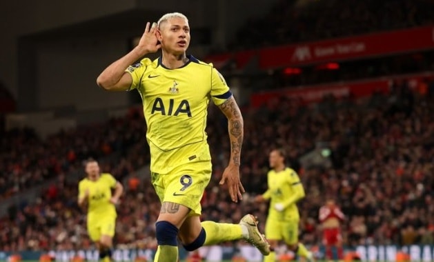 Liverpool không thắng nổi Tottenham