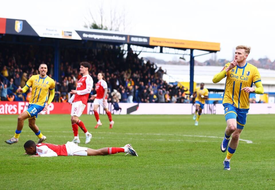 Arsenal nhá»c nhằn hạ Mansfield 2-1 tại FA Cup